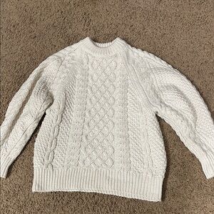 Women’s H&M Ivory Cable Knit Crewneck Sweater